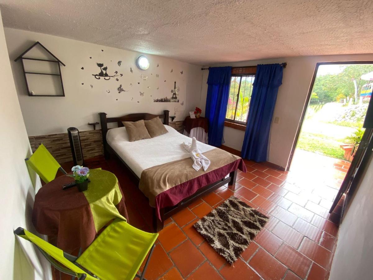 Hotel Campestre la Loma Curití Esterno foto