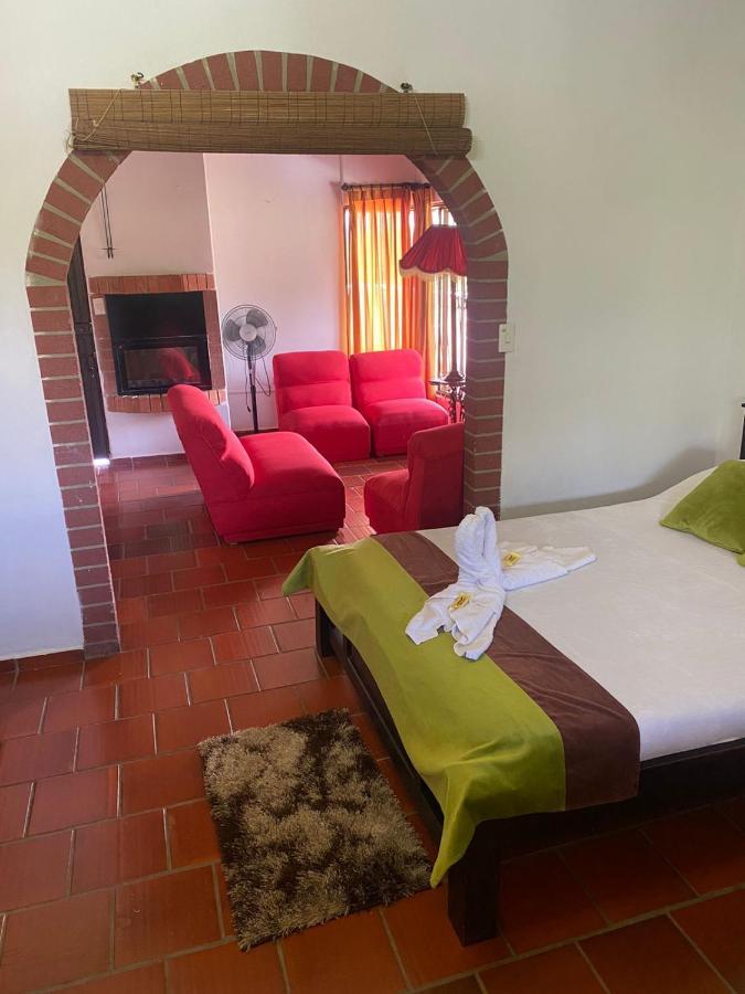 Hotel Campestre la Loma Curití Esterno foto