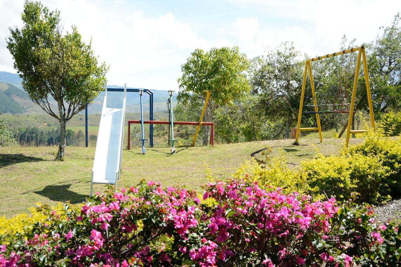 Hotel Campestre la Loma Curití Esterno foto